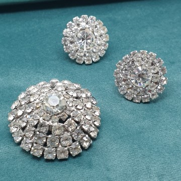 Weiss domed clear rhinestone brooch and matching unsigned earrings 0
