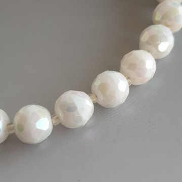 West Germany - short necklace with white aurora borealis glass beads - Bliinkt