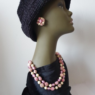 Western Germany pink and cream necklace and earring set
