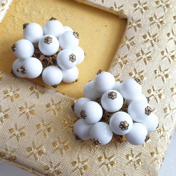 White beaded 50s earrings
