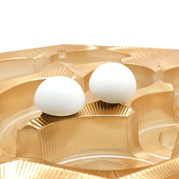 White glass button earrings 50s - Bliinkt