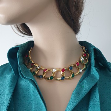 Goldtone link necklace with green, blue, red and clear glass rhinestones - Bliinkt