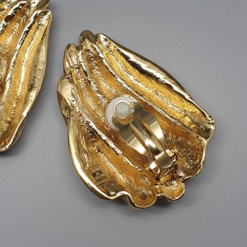 Yves Saint Laurent - grote goudkleurige oorbellen - Bliinkt