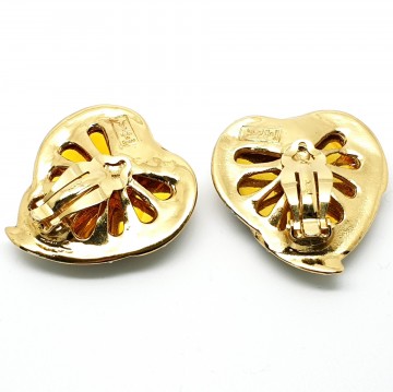 Yves saint laurent hartvormig, goudkleurige oorbellen met rode 'stenen'