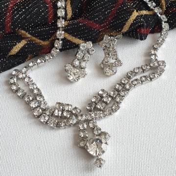 Silvertone 40s/50s necklace and earring set with clear rhinestones